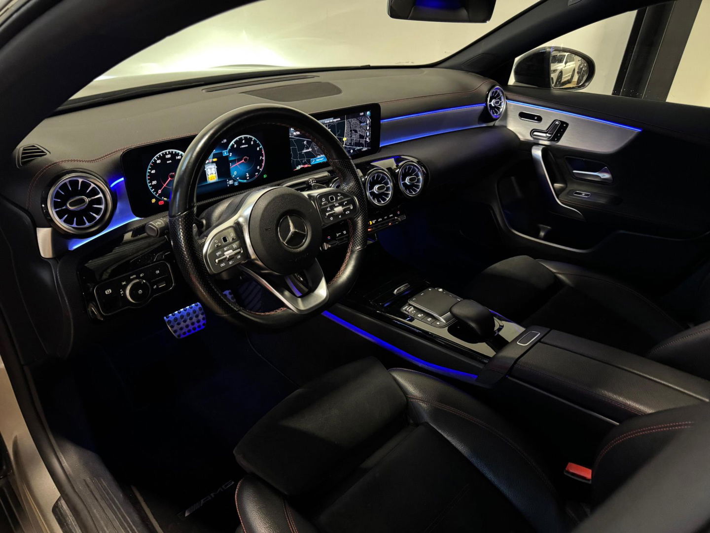 Mercedes-Benz CLA-Klasse Shooting Brake 200 Business Solution AMG PANO KEYLESS CAM