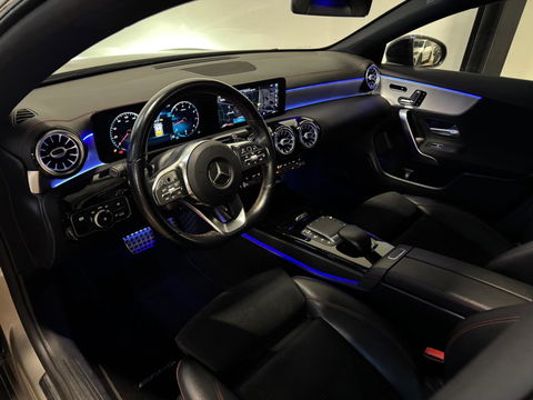 Mercedes-Benz CLA-Klasse Shooting Brake 200 Business Solution AMG PANO KEYLESS CAM