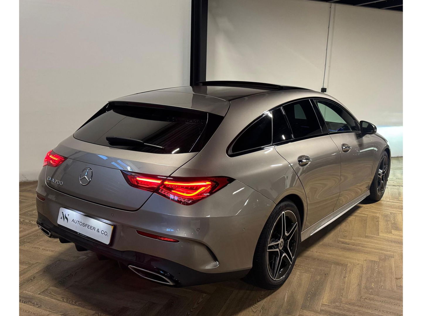 Mercedes-Benz CLA-Klasse Shooting Brake 200 Business Solution AMG PANO KEYLESS CAM