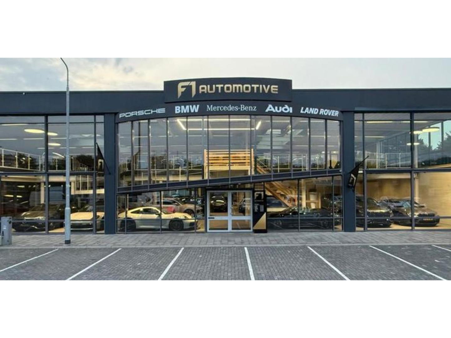 Volkswagen Golf 2.0 TSI GTI Performance Pano|Dynaudio|Keyless|Dodehoek|ACC|Lane Assist|Camera|ParkPilot|Standkachel|Sfeer|Stoelver