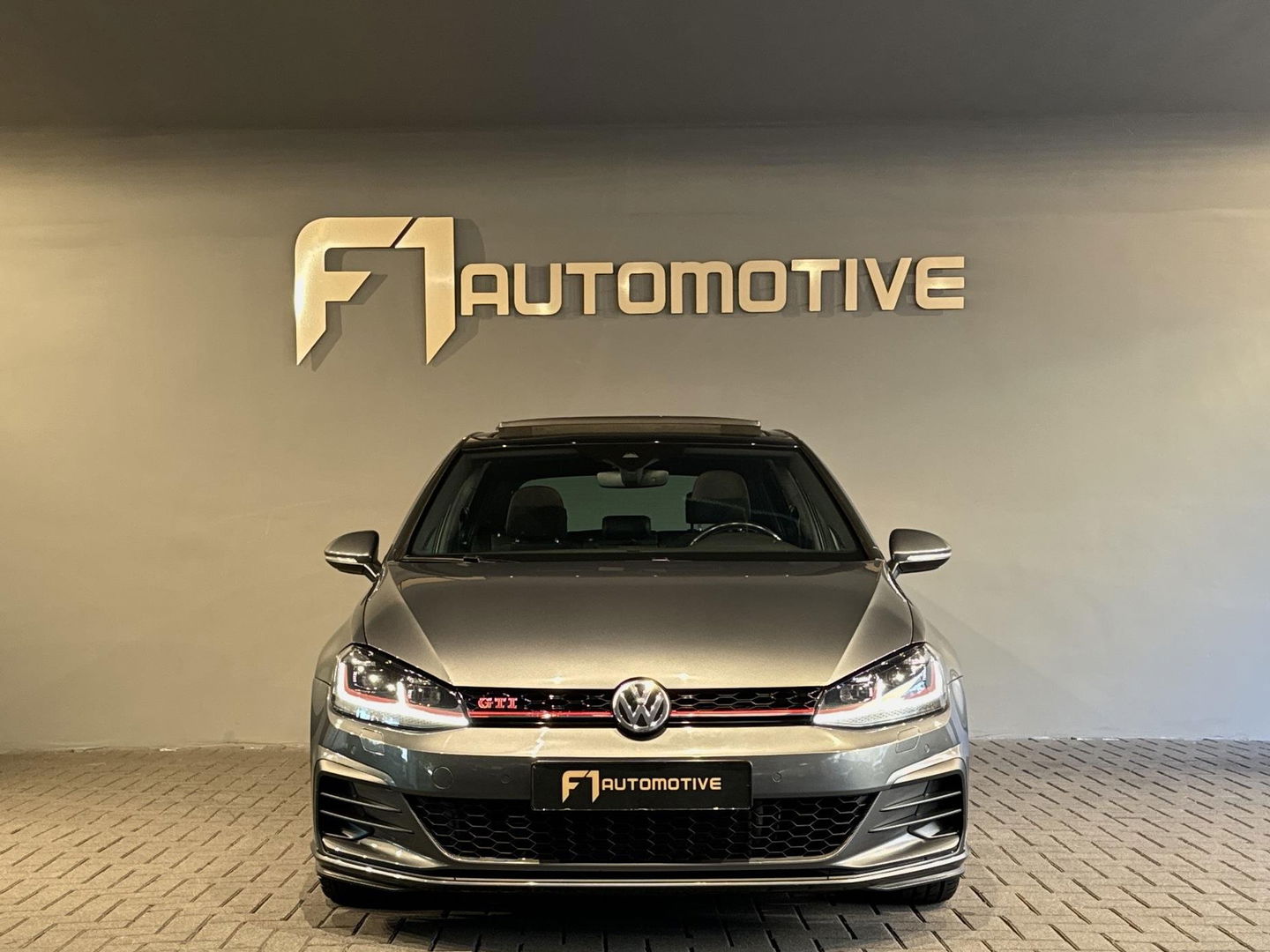 Volkswagen Golf 2.0 TSI GTI Performance Pano|Dynaudio|Keyless|Dodehoek|ACC|Lane Assist|Camera|ParkPilot|Standkachel|Sfeer|Stoelver