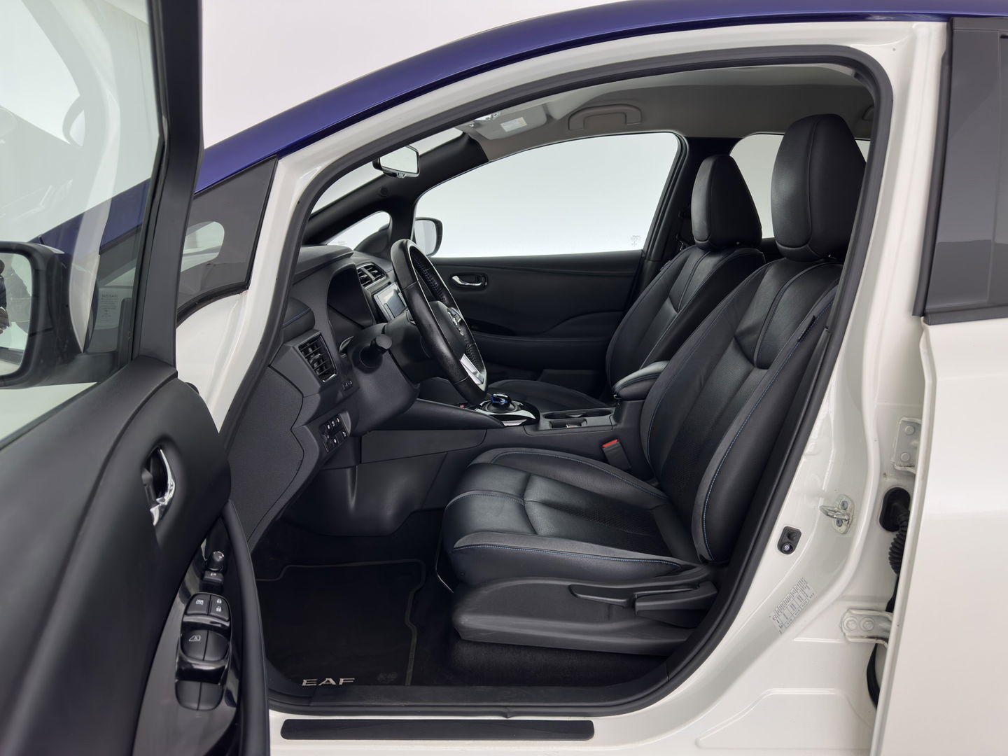 Nissan Leaf e+ Tekna 62 kWh {SOH-95%} (INCL-BTW) *Aut.*LEATHER-MICROFIBRE | FULL-LED | ADAPTIVE-CRUISE | BOSE-AUDIO | TOP-VIEW | DAB | KEYLESS | NAVI-FULLMAP | DAB | HEATED-COMFORTSEATS | BLIND-SPOT | PRIVACY-GLASS | 17''ALU*