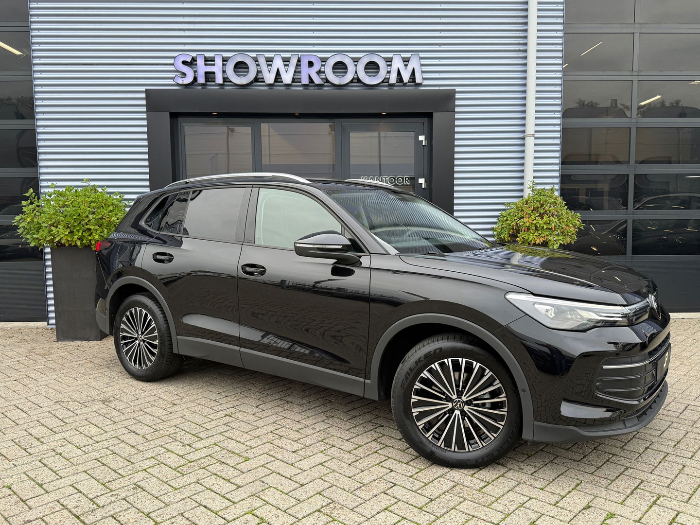 Volkswagen Tiguan 1.5 eTSI Life Edition ACC|Winterpakket|Automaat|Sfeerverlichting|Cruise