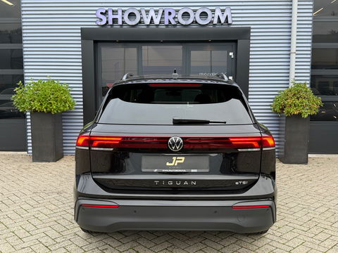 Volkswagen Tiguan 1.5 eTSI Life Edition ACC|Winterpakket|Automaat|Sfeerverlichting|Cruise