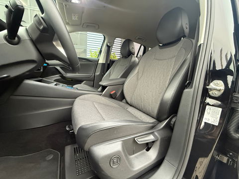 Volkswagen Tiguan 1.5 eTSI Life Edition ACC|Winterpakket|Automaat|Sfeerverlichting|Cruise