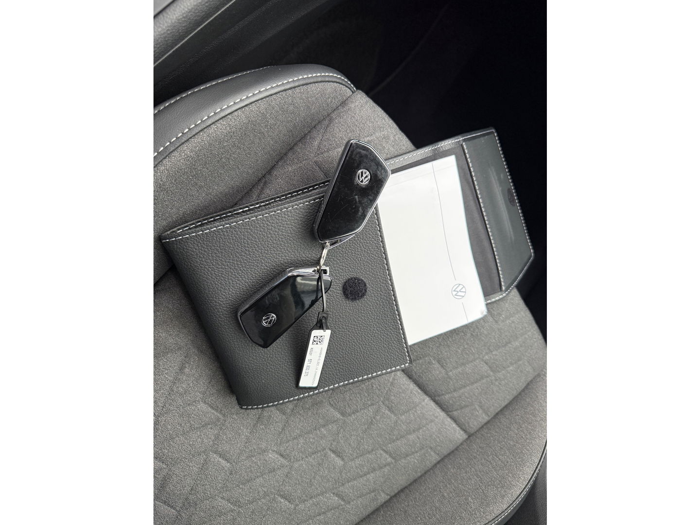 Volkswagen Tiguan 1.5 eTSI Life Edition ACC|Winterpakket|Automaat|Sfeerverlichting|Cruise