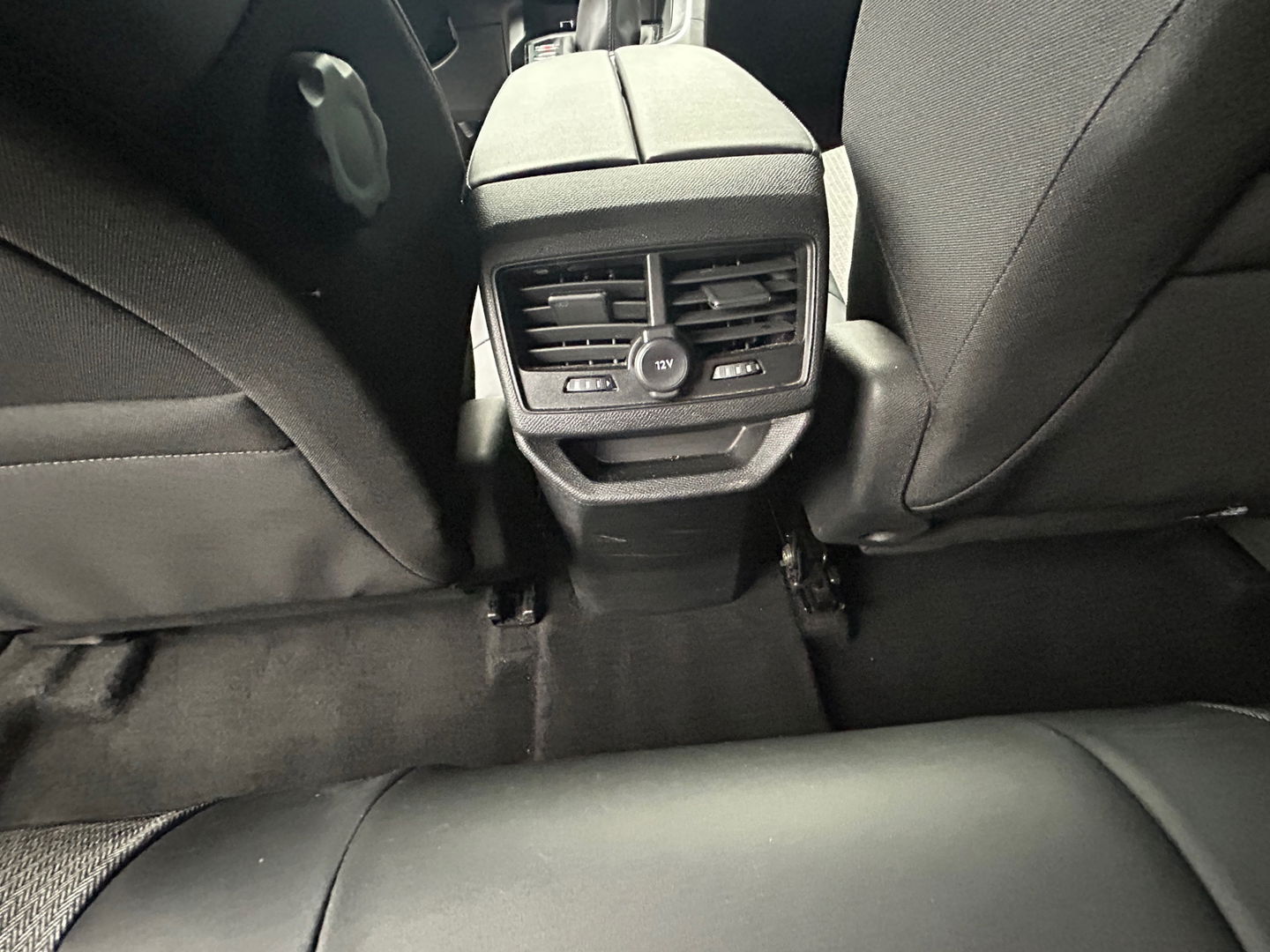 Peugeot 3008 1.2 PureTech Allure Applecarplay|Cruisecontrol|Stoelverwarming|Lichtmetalenvelgen