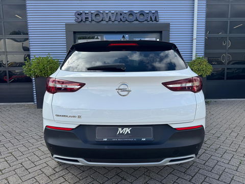 Opel Grandland X 1.6 Turbo Elegance|181PK|Automaat|Airco|Leder|Apple carplay|Camera|Cruise control|Memory stoelen
