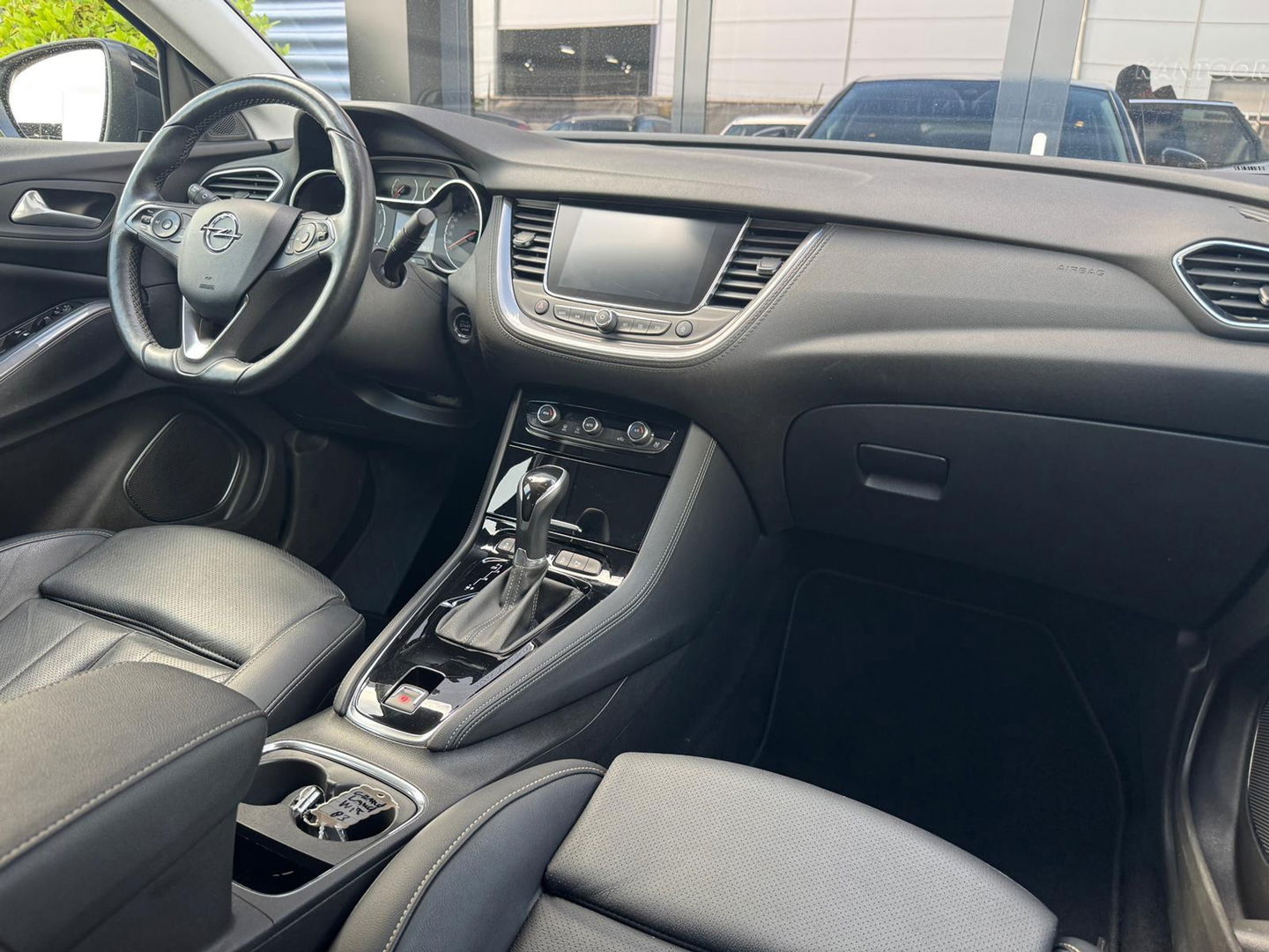 Opel Grandland X 1.6 Turbo Elegance|181PK|Automaat|Airco|Leder|Apple carplay|Camera|Cruise control|Memory stoelen