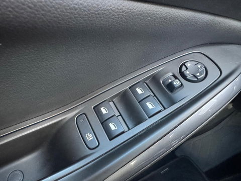 Opel Grandland X 1.6 Turbo Elegance|181PK|Automaat|Airco|Leder|Apple carplay|Camera|Cruise control|Memory stoelen