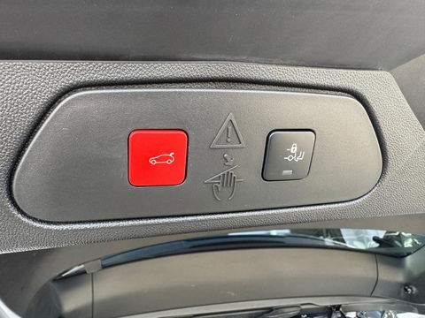 Opel Grandland X 1.6 Turbo Elegance|181PK|Automaat|Airco|Leder|Apple carplay|Camera|Cruise control|Memory stoelen