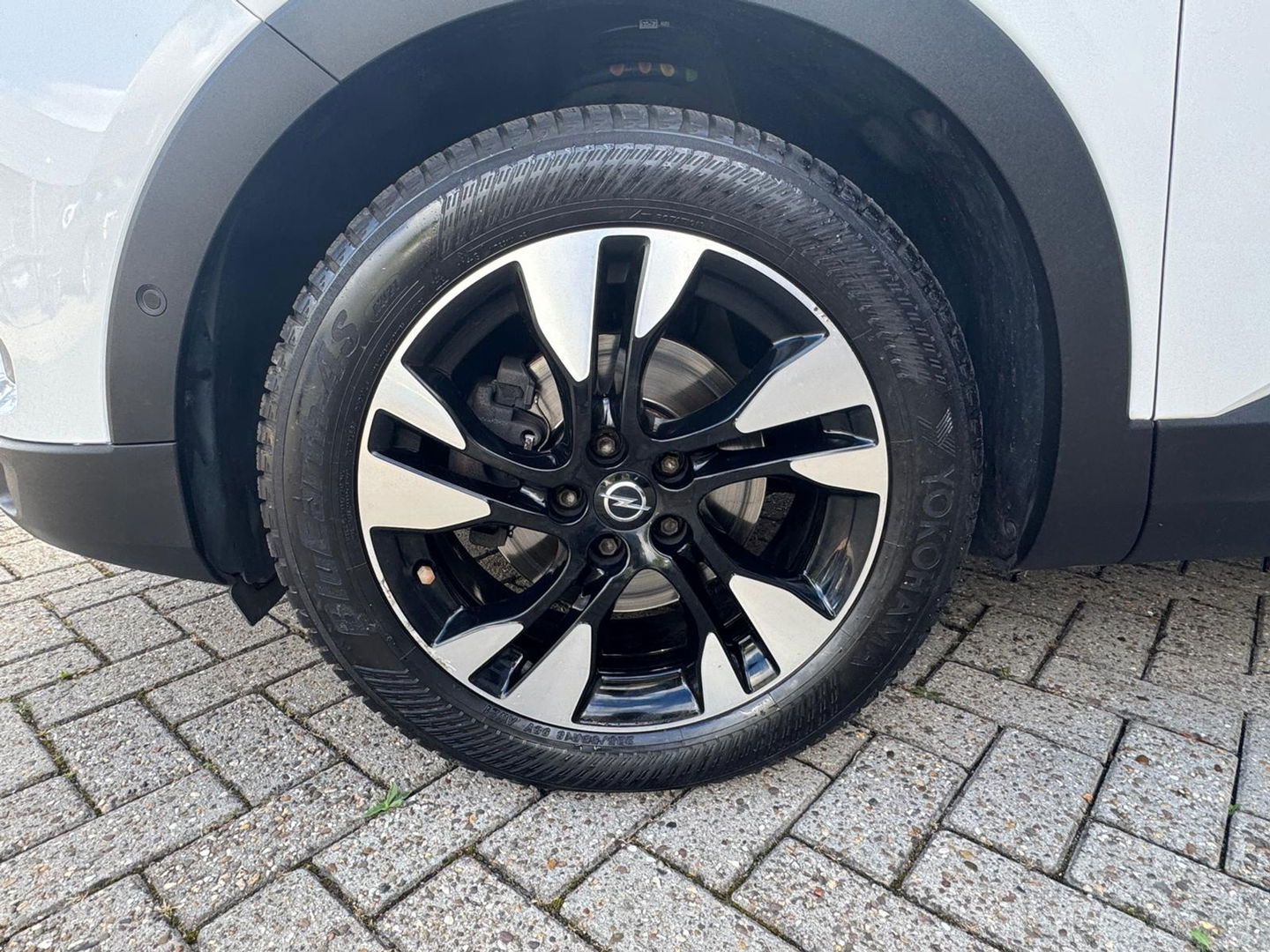 Opel Grandland X 1.6 Turbo Elegance|181PK|Automaat|Airco|Leder|Apple carplay|Camera|Cruise control|Memory stoelen