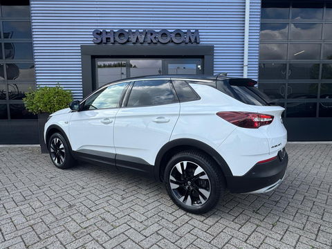 Opel Grandland X 1.6 Turbo Elegance|181PK|Automaat|Airco|Leder|Apple carplay|Camera|Cruise control|Memory stoelen