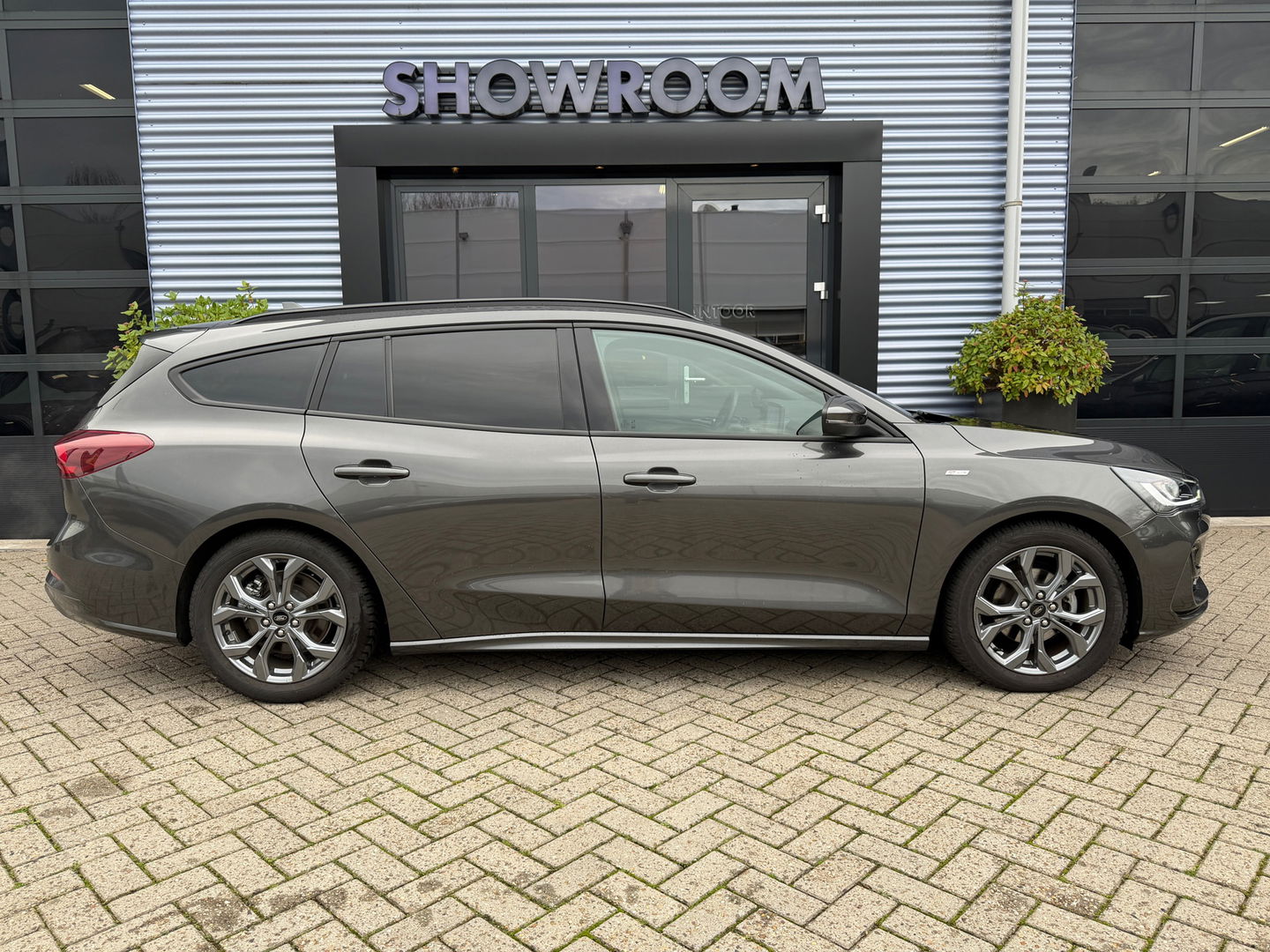 Ford FOCUS Wagon 1.0 EcoBoost Hybrid ST Line X|Camera|Applecarplay|ACC|Dodehoek|Stoel en Stuurverwarming