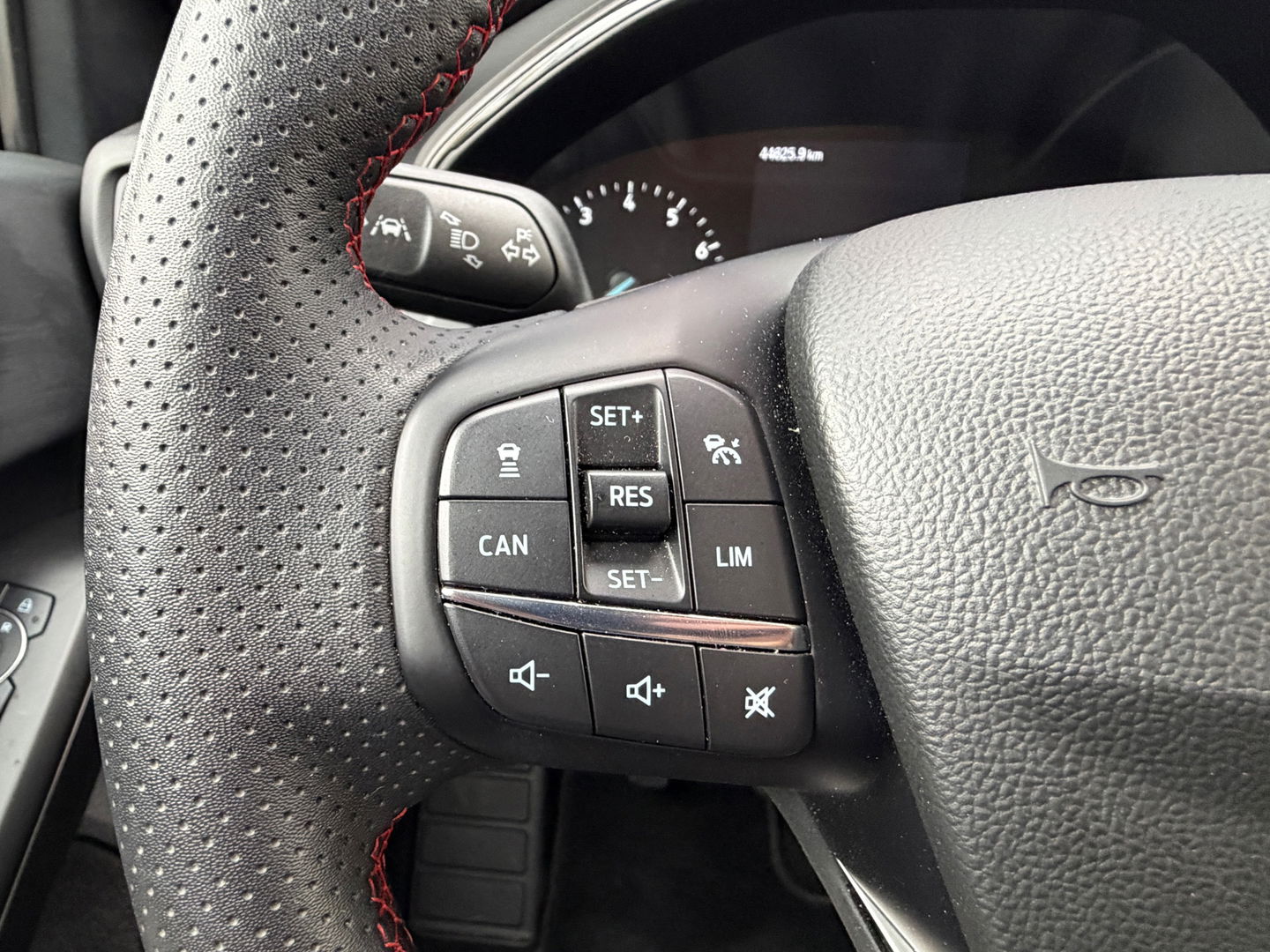 Ford FOCUS Wagon 1.0 EcoBoost Hybrid ST Line X|Camera|Applecarplay|ACC|Dodehoek|Stoel en Stuurverwarming