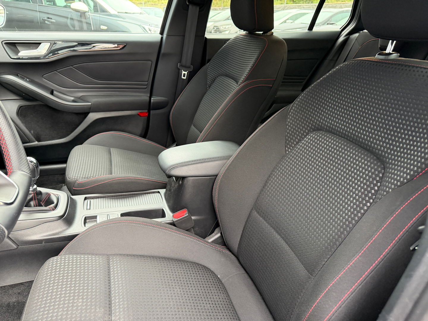 Ford FOCUS Wagon 1.0 EcoBoost Hybrid ST Line X|Camera|Applecarplay|ACC|Dodehoek|Stoel en Stuurverwarming