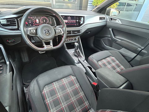 Volkswagen Polo 2.0 TSI GTI|18INCH|Virt Cockpit|DSG|ACC|Stoelverwarming|Apple carplay