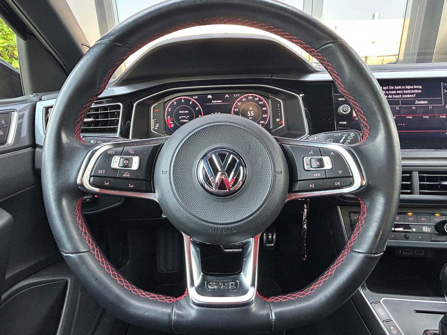 Volkswagen Polo 2.0 TSI GTI|18INCH|Virt Cockpit|DSG|ACC|Stoelverwarming|Apple carplay
