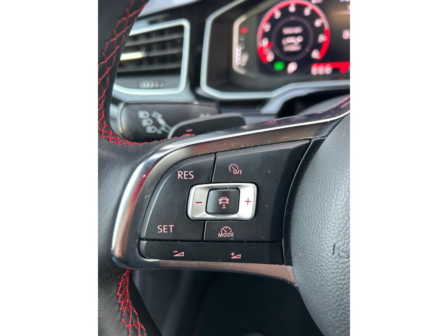 Volkswagen Polo 2.0 TSI GTI|18INCH|Virt Cockpit|DSG|ACC|Stoelverwarming|Apple carplay