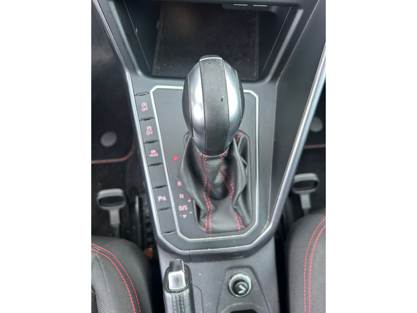 Volkswagen Polo 2.0 TSI GTI|18INCH|Virt Cockpit|DSG|ACC|Stoelverwarming|Apple carplay