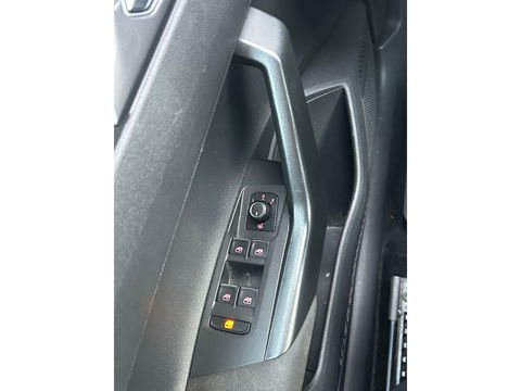 Volkswagen Polo 2.0 TSI GTI|18INCH|Virt Cockpit|DSG|ACC|Stoelverwarming|Apple carplay