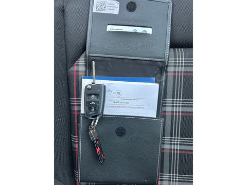 Volkswagen Polo 2.0 TSI GTI|18INCH|Virt Cockpit|DSG|ACC|Stoelverwarming|Apple carplay