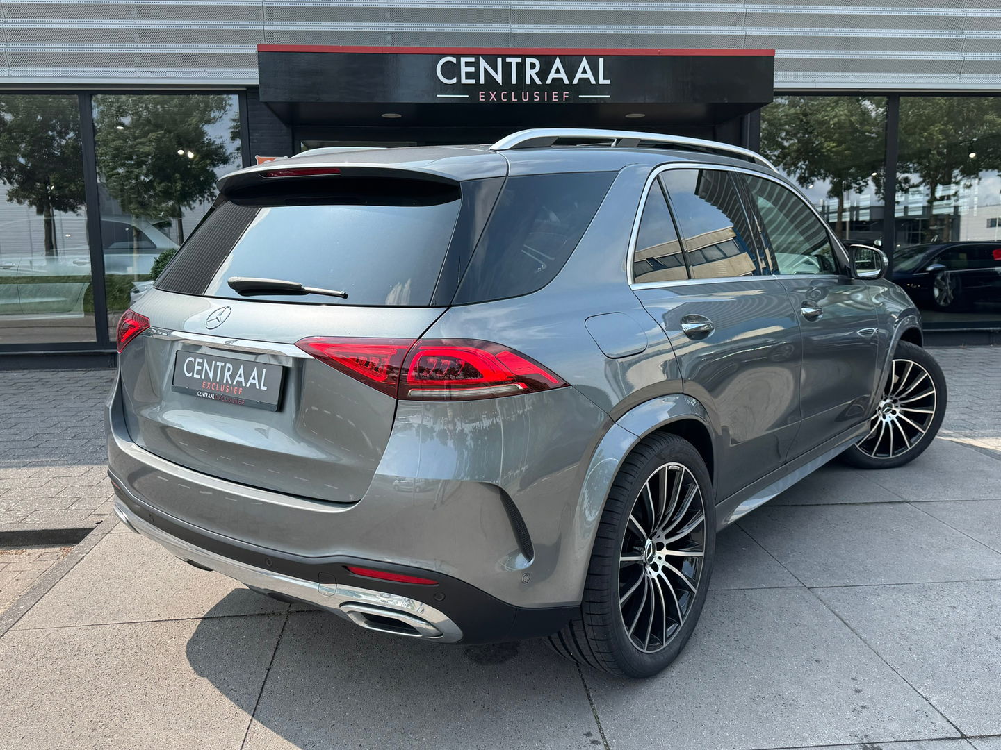 Mercedes-Benz GLE 450 4MATIC AMG Premium Plus|Pano|Burmester|Memory|360Camera|Keyless|Leder|367PK