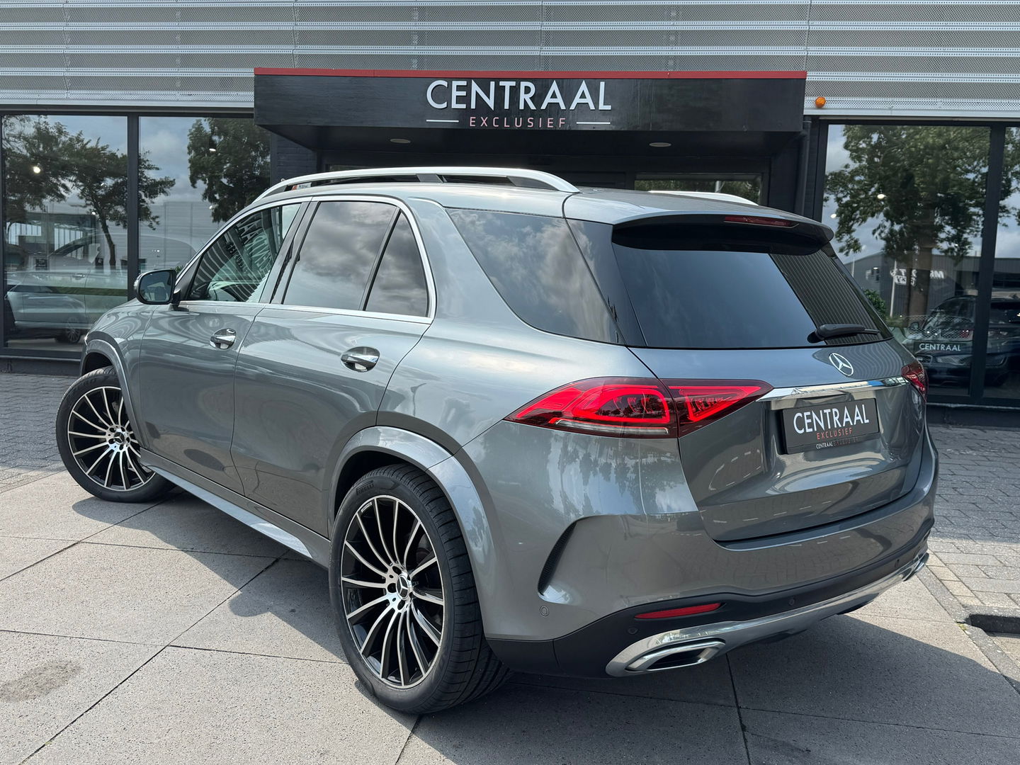 Mercedes-Benz GLE 450 4MATIC AMG Premium Plus|Pano|Burmester|Memory|360Camera|Keyless|Leder|367PK