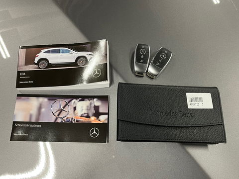 Mercedes-Benz EQA 250 Luxury Line 67 kWh|Pano|BTW|Camera|Keyless|Ambient Light|Stoelverwarming|NL-Auto|190PK