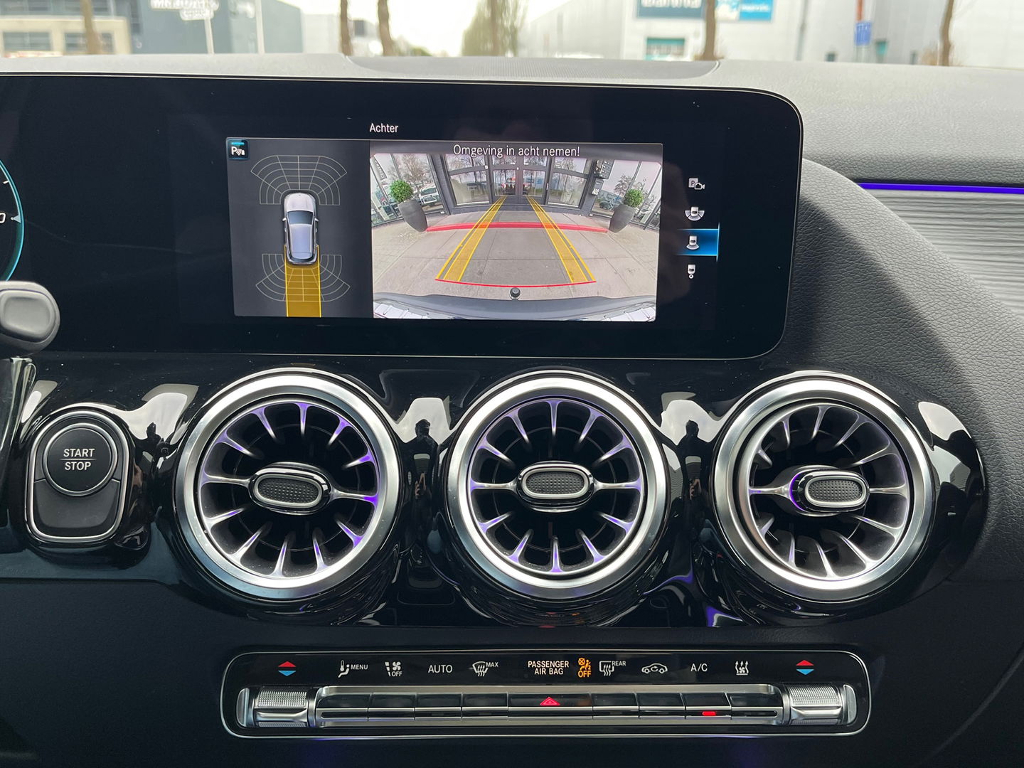 Mercedes-Benz EQA 250 Luxury Line 67 kWh|Pano|BTW|Camera|Keyless|Ambient Light|Stoelverwarming|NL-Auto|190PK