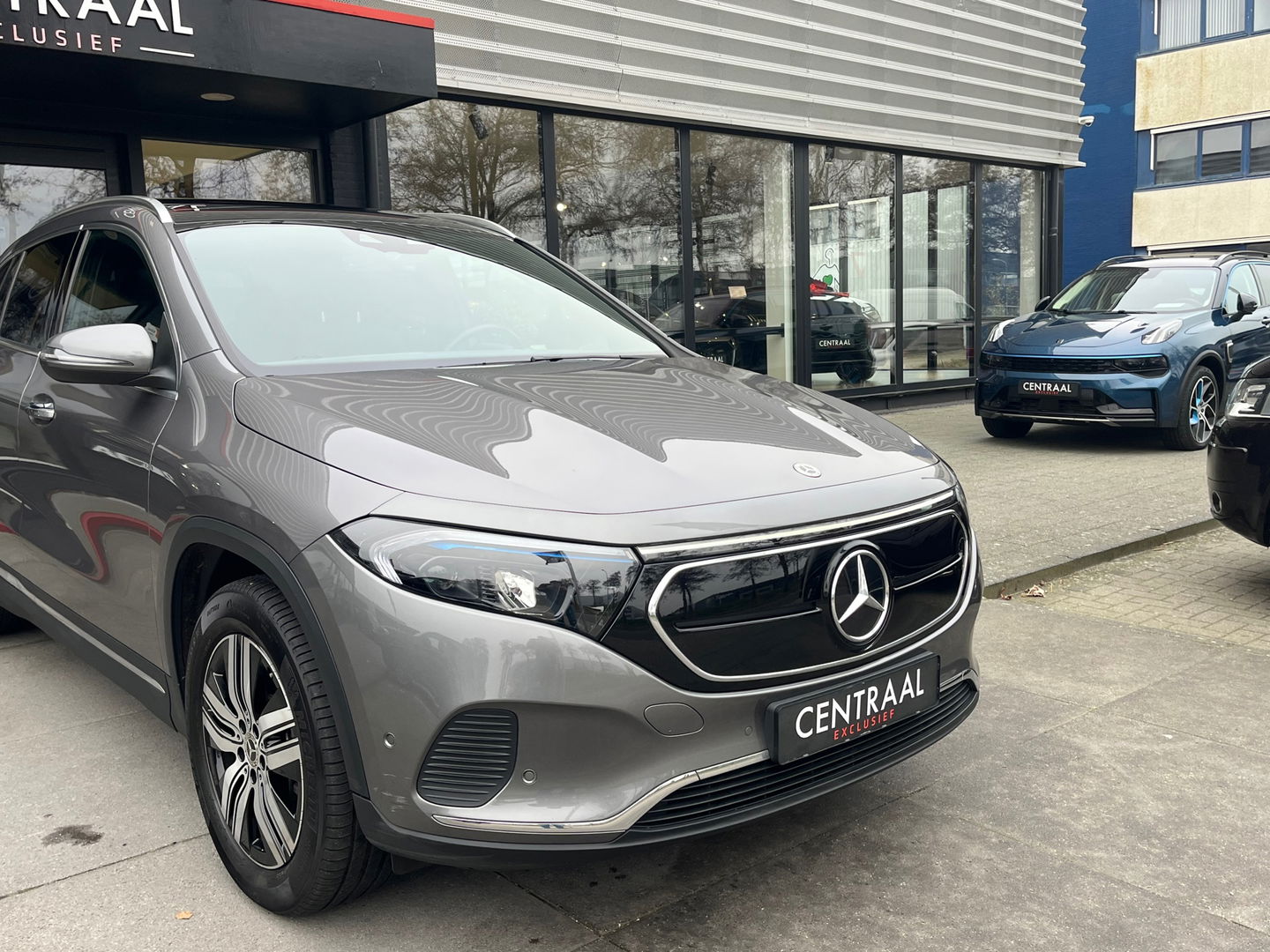 Mercedes-Benz EQA 250 Luxury Line 67 kWh|Pano|BTW|Camera|Keyless|Ambient Light|Stoelverwarming|NL-Auto|190PK