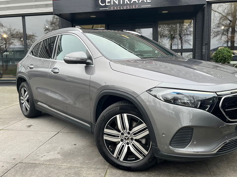 Mercedes-Benz EQA 250 Luxury Line 67 kWh|Pano|BTW|Camera|Keyless|Ambient Light|Stoelverwarming|NL-Auto|190PK