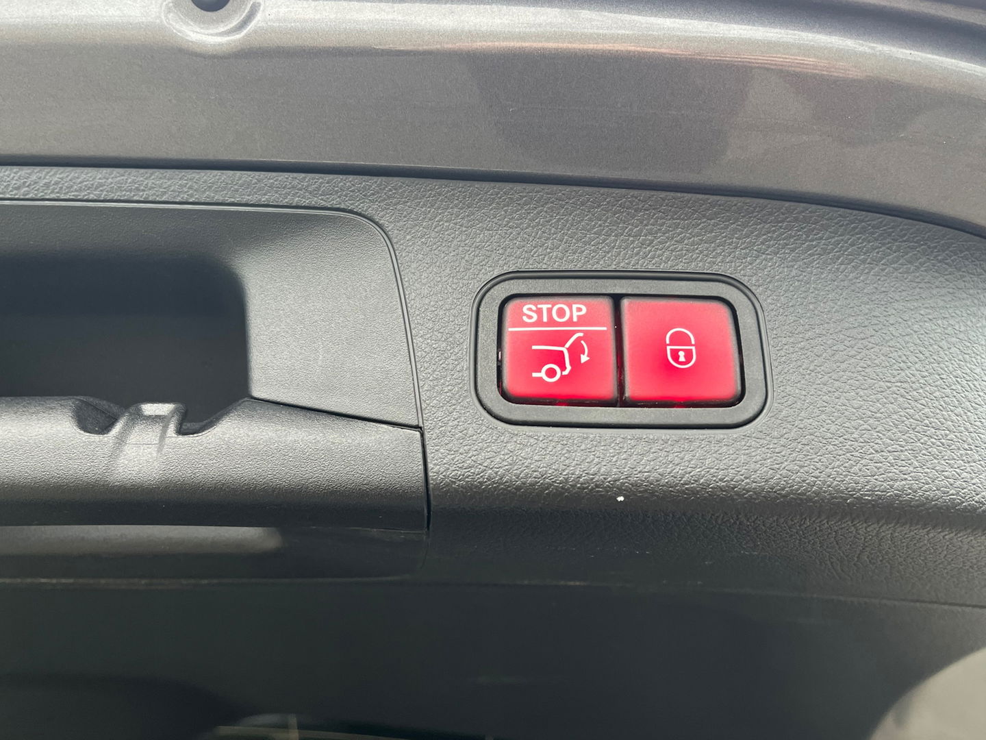 Mercedes-Benz EQA 250 Luxury Line 67 kWh|Pano|BTW|Camera|Keyless|Ambient Light|Stoelverwarming|NL-Auto|190PK