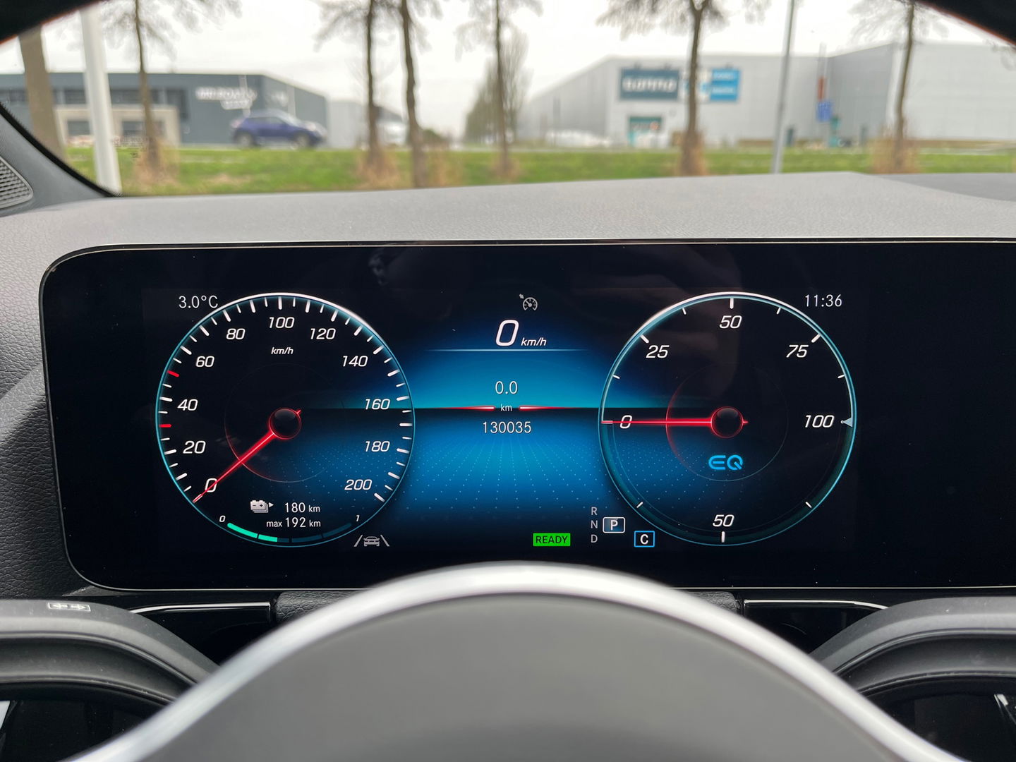 Mercedes-Benz EQA 250 Luxury Line 67 kWh|Pano|BTW|Camera|Keyless|Ambient Light|Stoelverwarming|NL-Auto|190PK