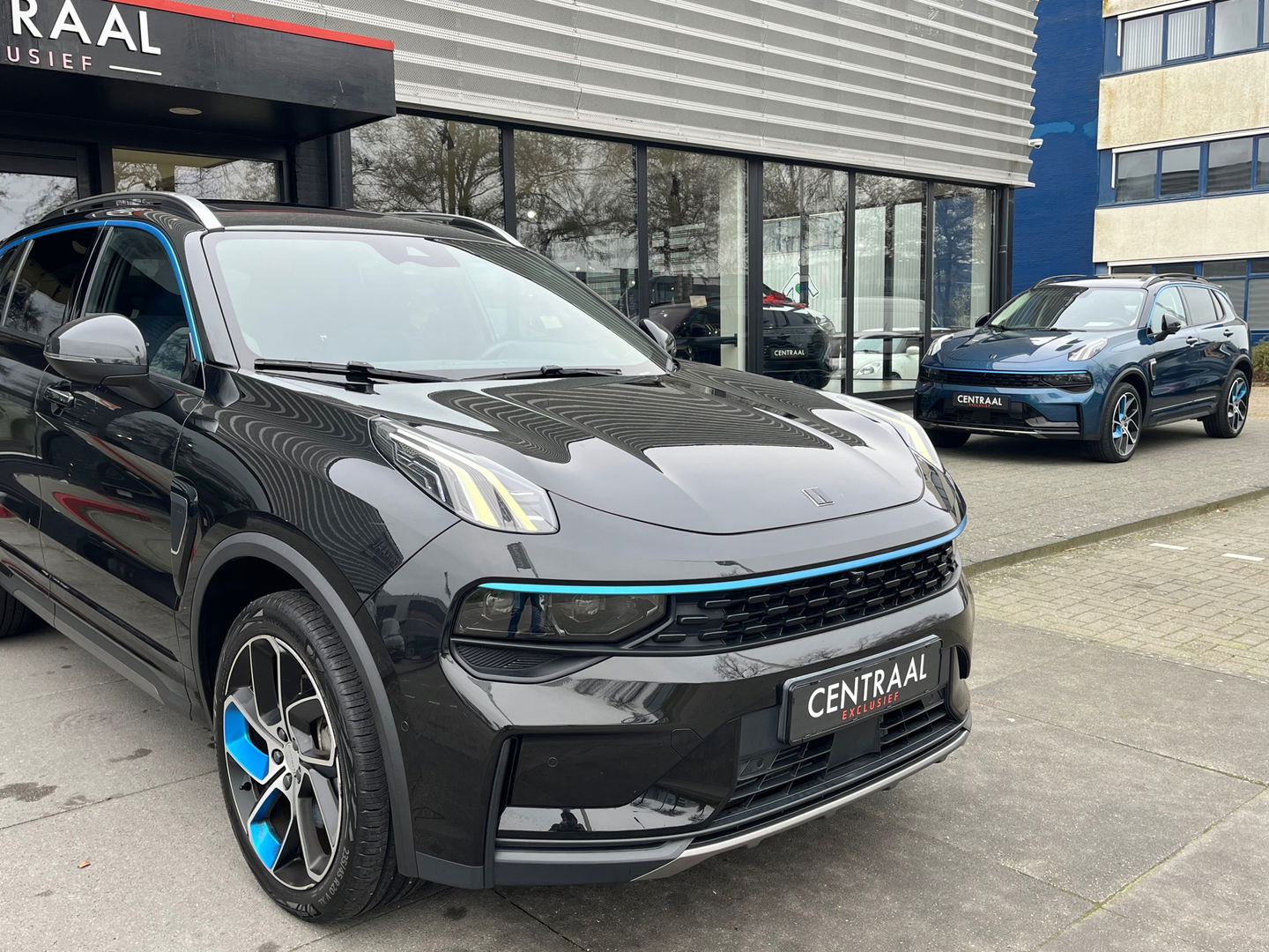 Lynk & Co 01 1.5|Zwarte Hemel|Pano|BTW|Infinity|Memory|360Camera|ACC|Keyless|Carplay|Stoelverwarming|Facelift|NL-Auto