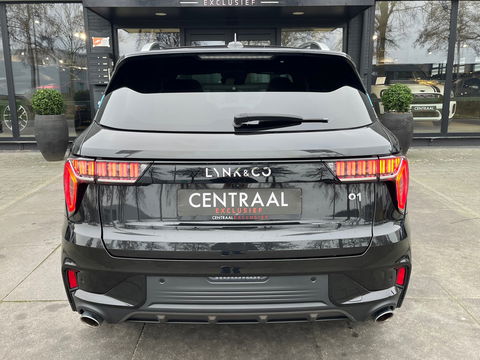 Lynk & Co 01 1.5|Zwarte Hemel|Pano|BTW|Infinity|Memory|360Camera|ACC|Keyless|Carplay|Stoelverwarming|Facelift|NL-Auto