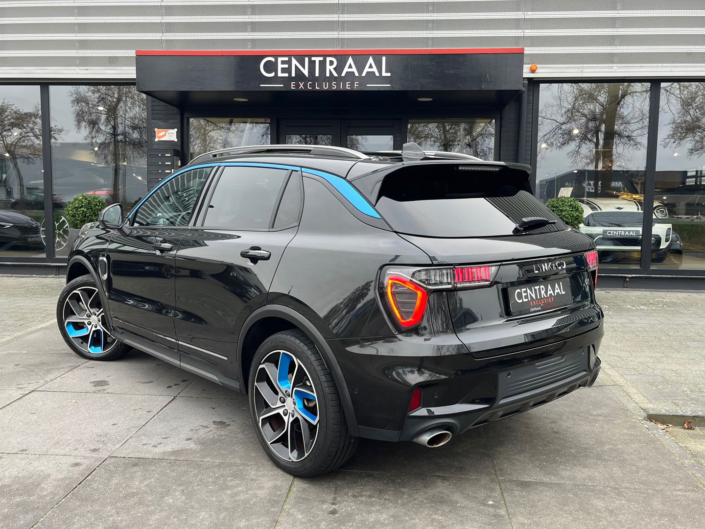 Lynk & Co 01 1.5|Zwarte Hemel|Pano|BTW|Infinity|Memory|360Camera|ACC|Keyless|Carplay|Stoelverwarming|Facelift|NL-Auto