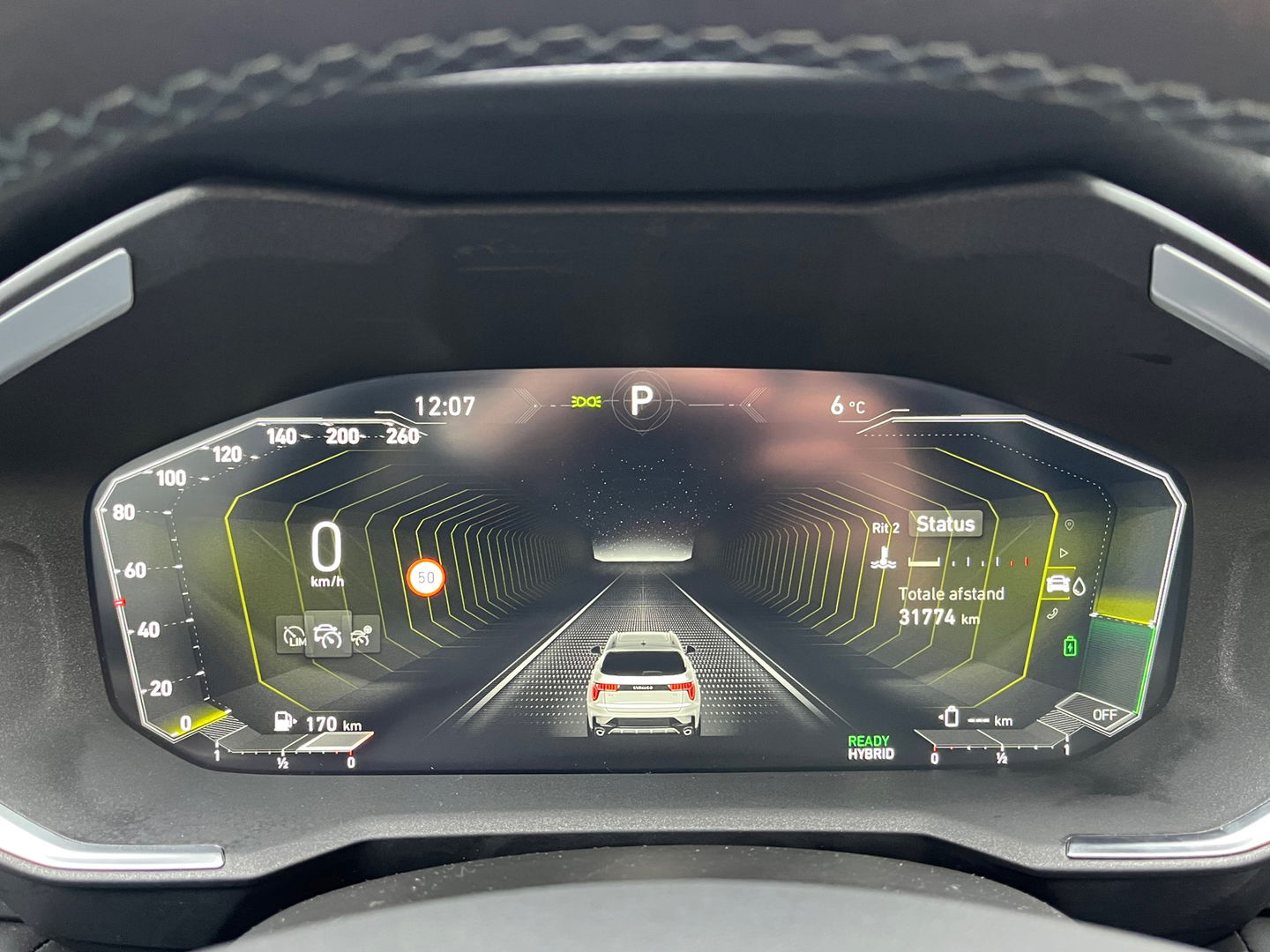 Lynk & Co 01 1.5|Zwarte Hemel|Pano|BTW|Infinity|Memory|360Camera|ACC|Keyless|Carplay|Stoelverwarming|Facelift|NL-Auto