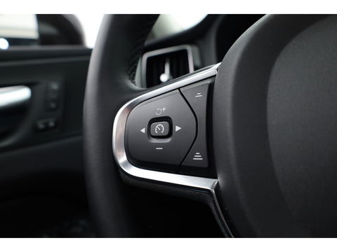 Volvo XC60 2.0 T6 Plug-in hybrid AWD Plus Bright | Long Range |Leer | Pano-dak | 360 camera | Trekhaak elek. | Stoel +  stuurverw. |