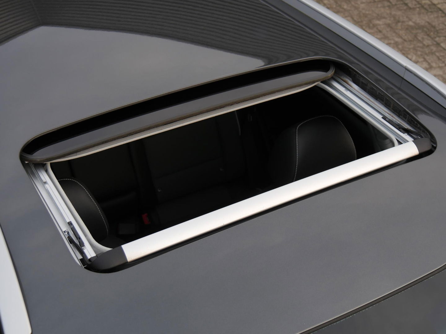 Kia e-Niro 64kWh/ 3-FASE/ SOH 100%/ DYNAMICPLUSLINE/ SCHUIFDAK