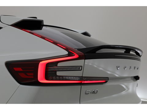 Volvo C40 Recharge Twin Ultimate 78 kWh |408 PK | Pano | 360 camera | H&K Audio | Elek. stoelen | Warmtepomp