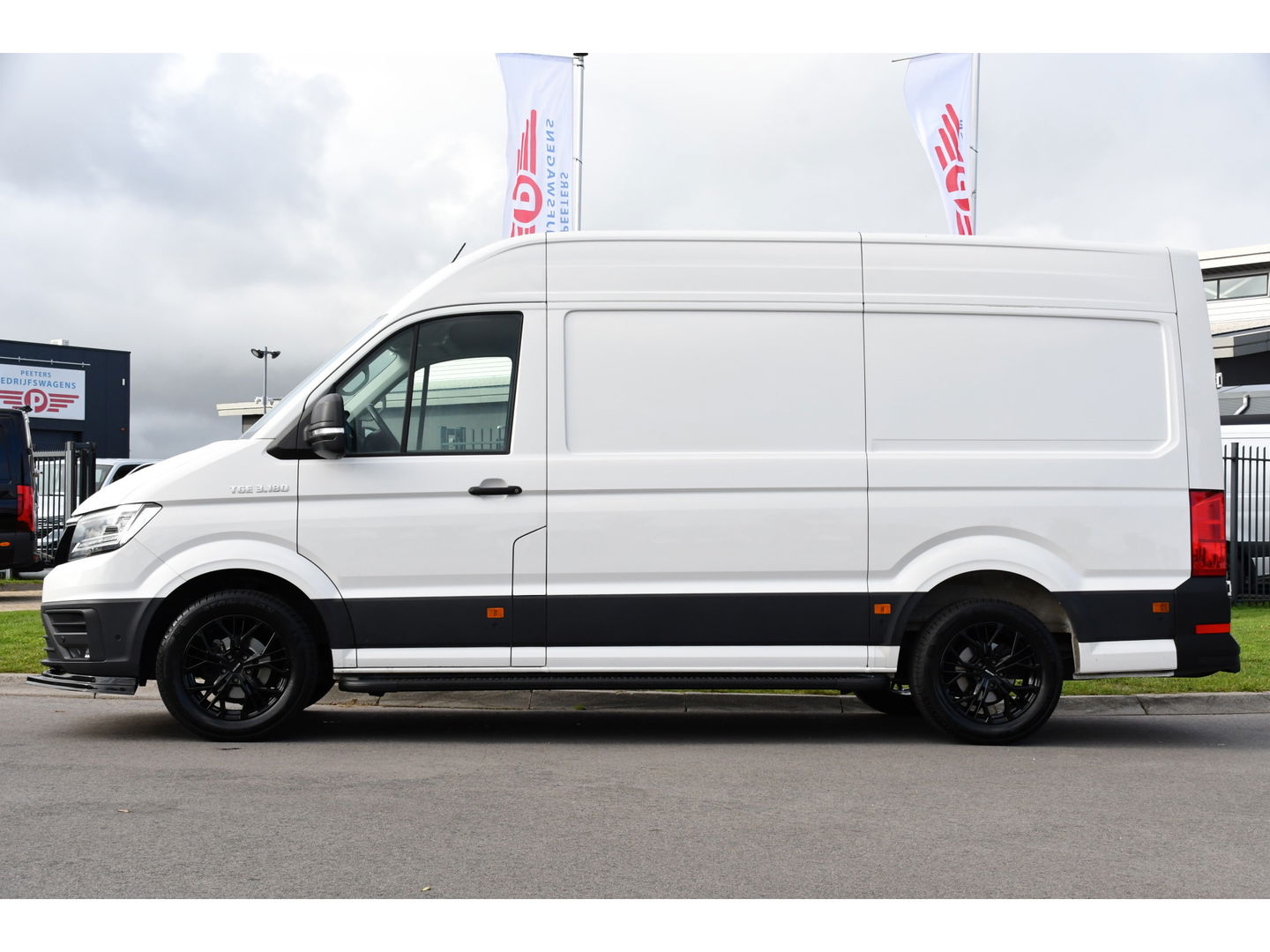 MAN TGE 35 2.0 L3H3 PB Edition Full Options! Adaptieve Cruise, LED, Carplay, 177pk, Automaat, Multimedia, Stoelverwarming, Uniek!