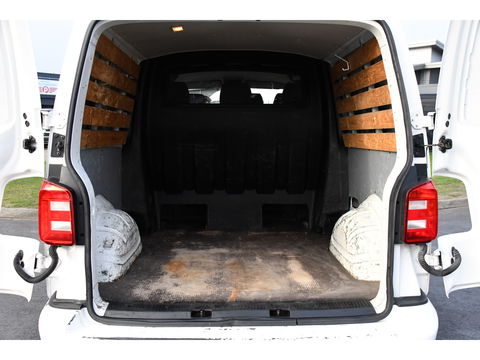Volkswagen Transporter 2.0 TDI L2H1 DC Edition Cruise, Sensoren, Trekhaak, Airco, 85pk, Radio, Direct leverbaar!