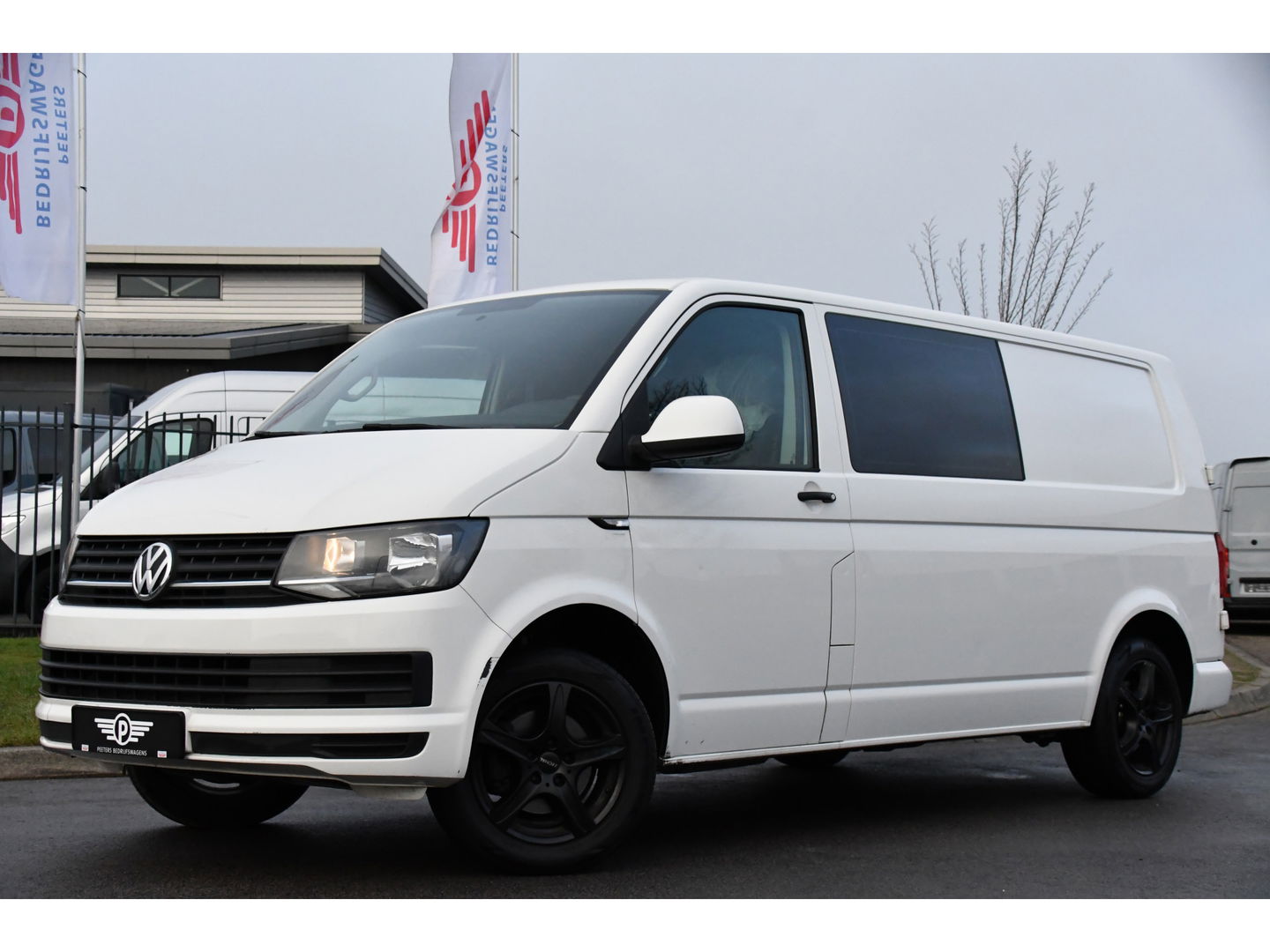 Volkswagen Transporter 2.0 TDI L2H1 DC Edition Cruise, Sensoren, Trekhaak, Airco, 85pk, Radio, Direct leverbaar!