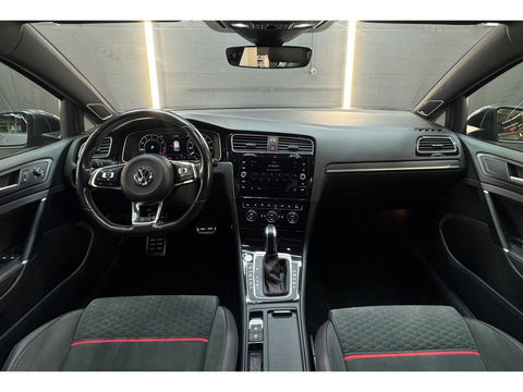 Volkswagen Golf 2.0 TSI GTI Performance Pano|Dynaudio|DCC|Dodehoek|ACC|Lane Assist|Camera|ParkPilot|Standkachel|Sfeer|Stoelver