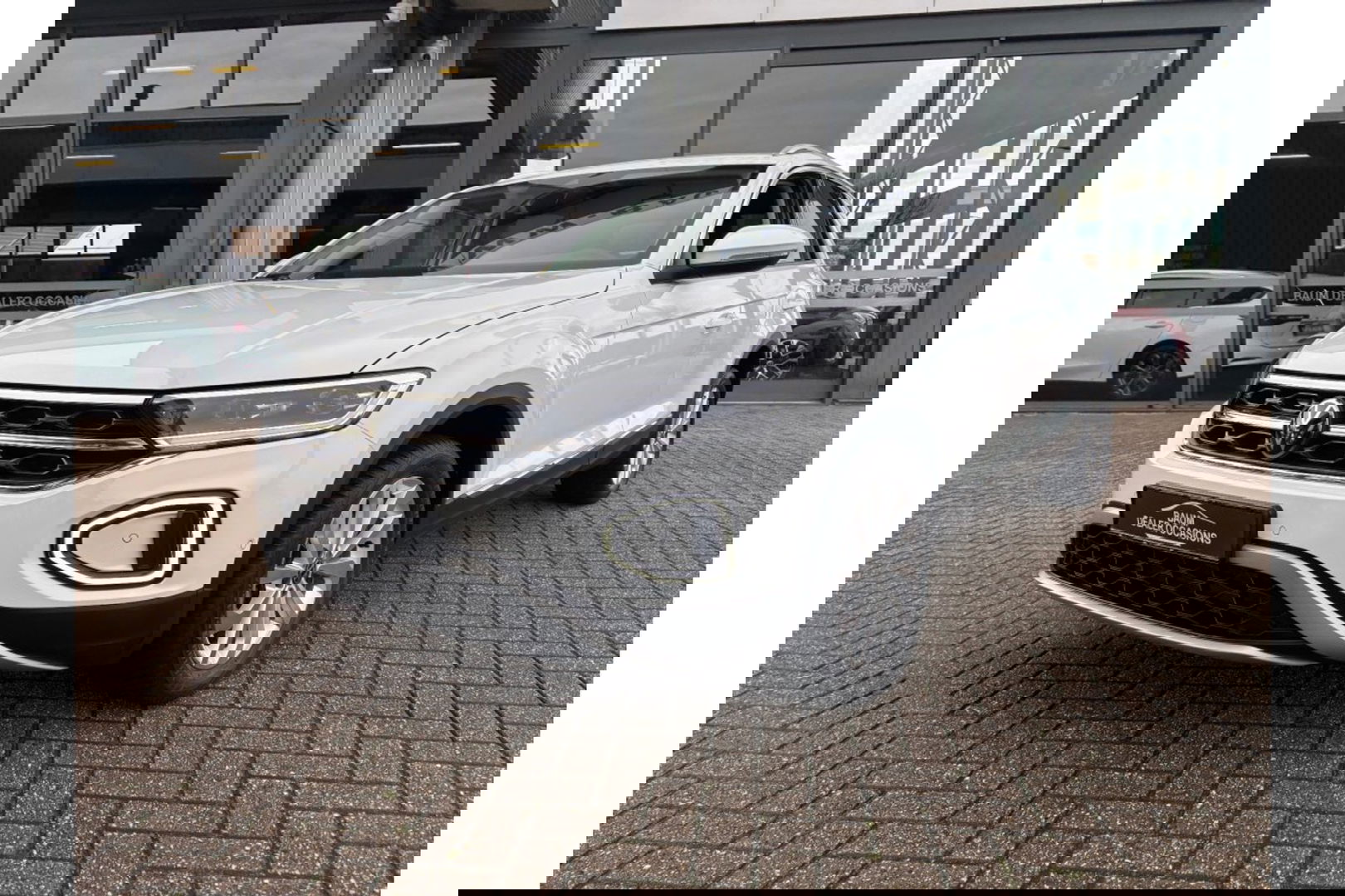 Volkswagen T-Roc 1.0 TSI LIFE EDITION AIRCO LMV PDC CARPLAY STOELVW ALCANTARA