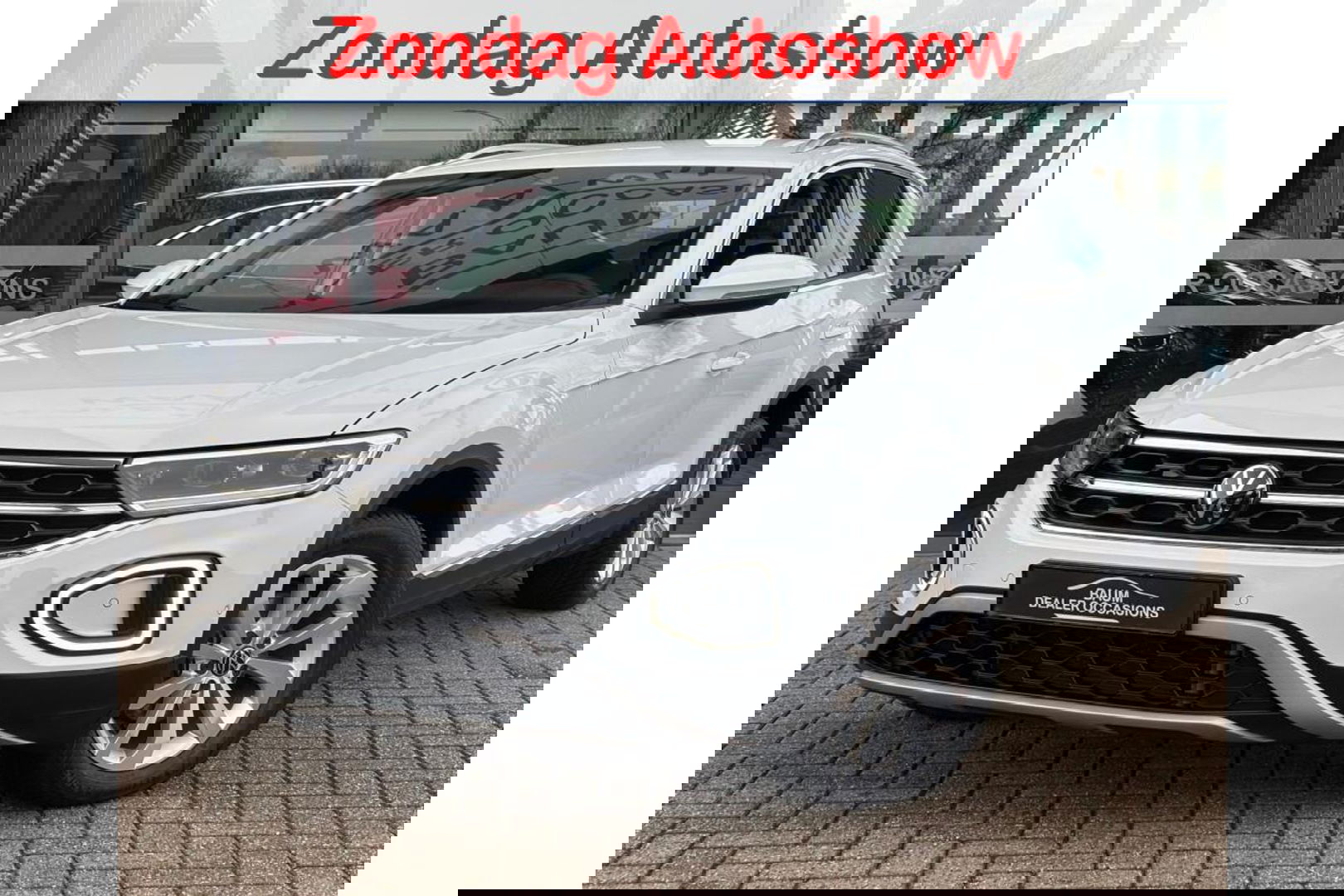 Volkswagen T-Roc 1.0 TSI LIFE EDITION AIRCO LMV PDC CARPLAY STOELVW ALCANTARA