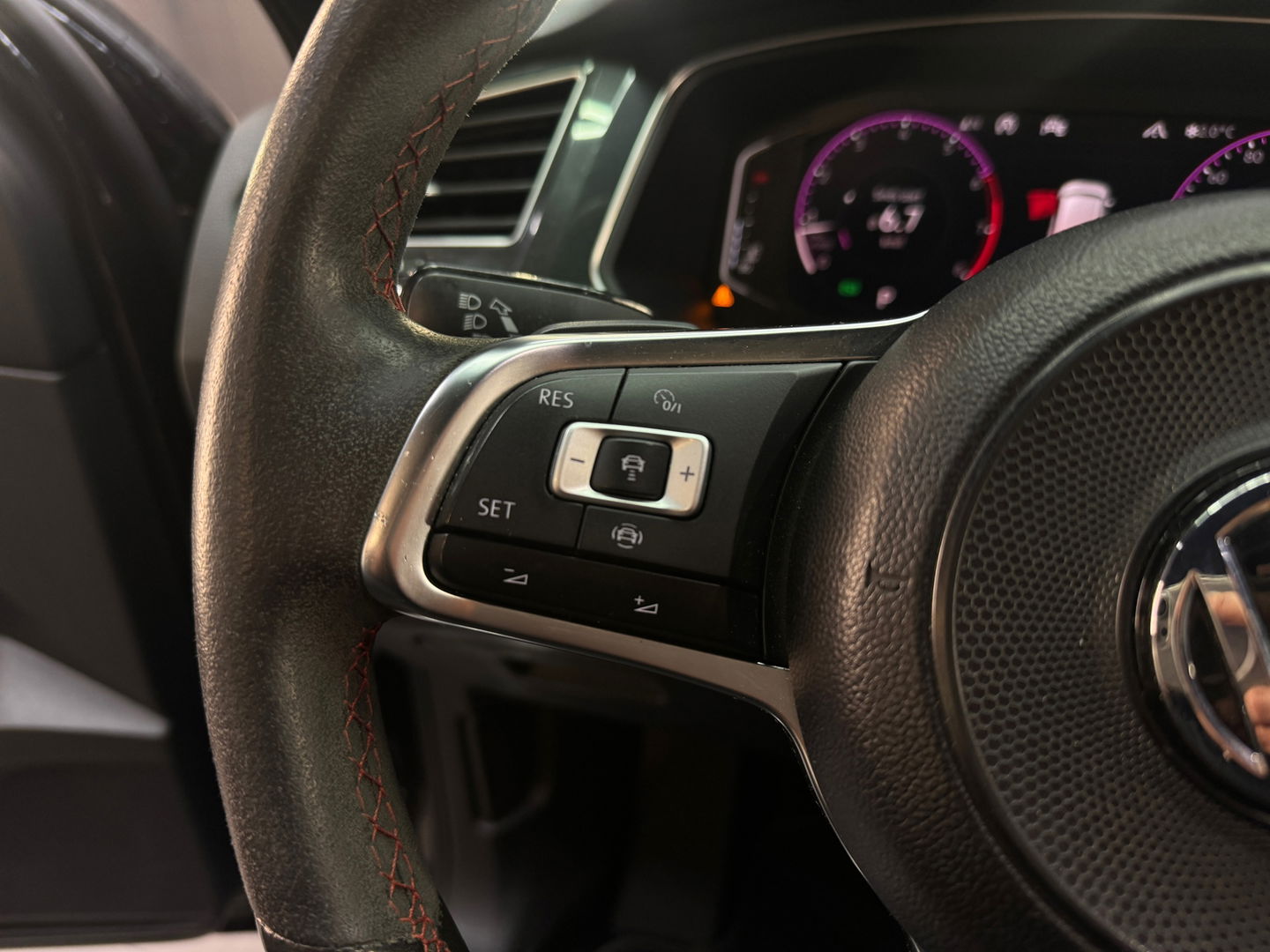 Volkswagen Tiguan Allspace 2.0 TSI 4M R Line Pano|Memory|HuD