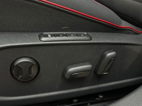 Volkswagen Golf 2.0 TSI GTI Clubsport Pano|Akrapovic|HuD|H/K