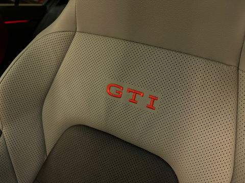 Volkswagen Golf 2.0 TSI GTI Clubsport Pano|Akrapovic|HuD|H/K